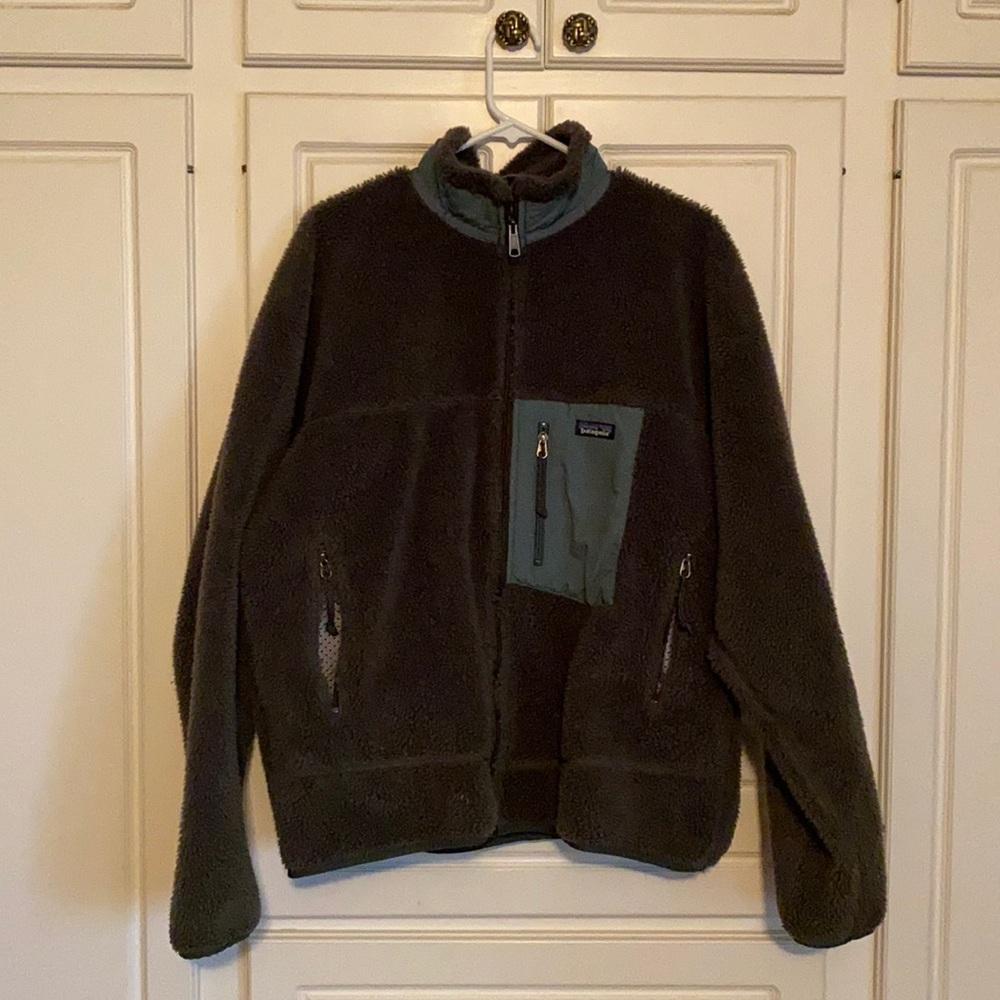 Men’s Patagonia XL fleece jacket